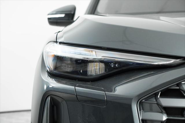 new 2025 Audi Q5 car, priced at $60,975