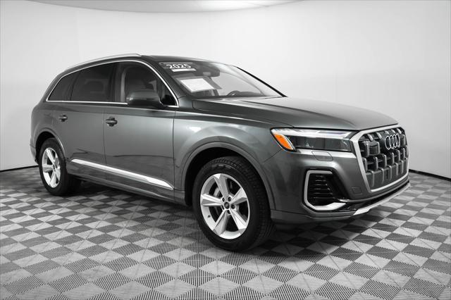 used 2025 Audi Q7 car, priced at $49,000