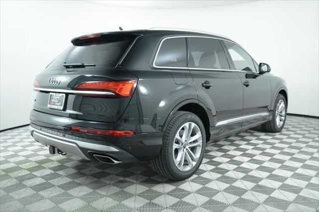 new 2025 Audi Q7 car, priced at $75,655