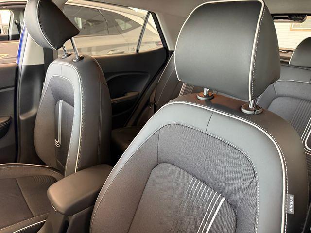 new 2025 Hyundai Venue car, priced at $25,565