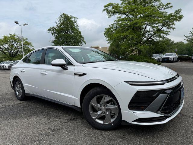 new 2025 Hyundai Sonata car, priced at $28,880