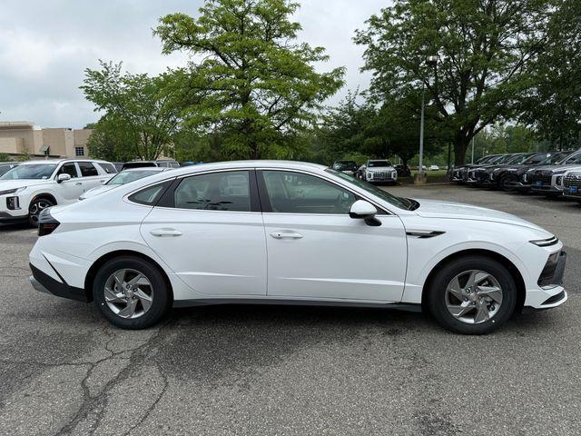 new 2025 Hyundai Sonata car, priced at $28,880