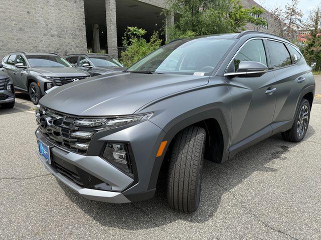 new 2025 Hyundai Tucson car, priced at $43,225