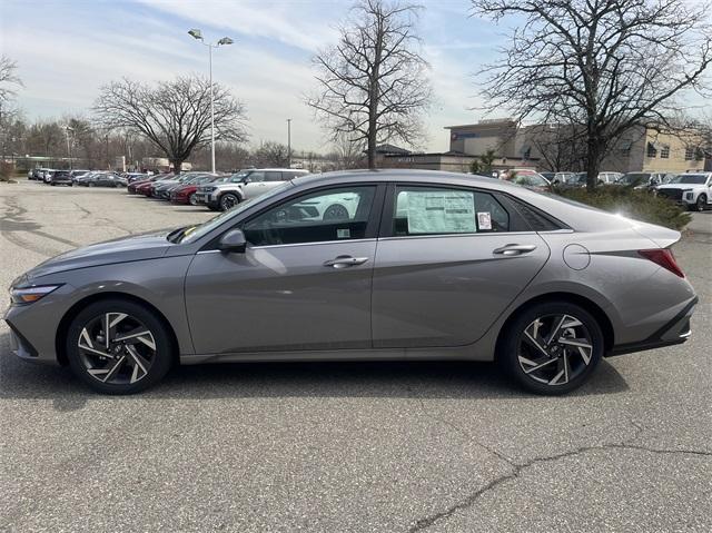 new 2024 Hyundai Elantra car, priced at $27,020