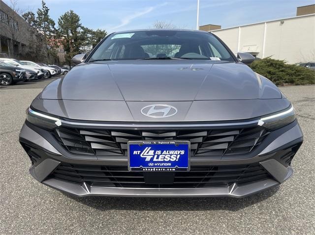 new 2024 Hyundai Elantra car, priced at $27,020