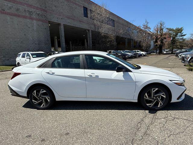 new 2025 Hyundai Elantra car, priced at $25,660