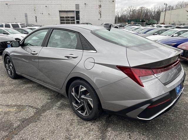 new 2025 Hyundai Elantra car, priced at $28,425