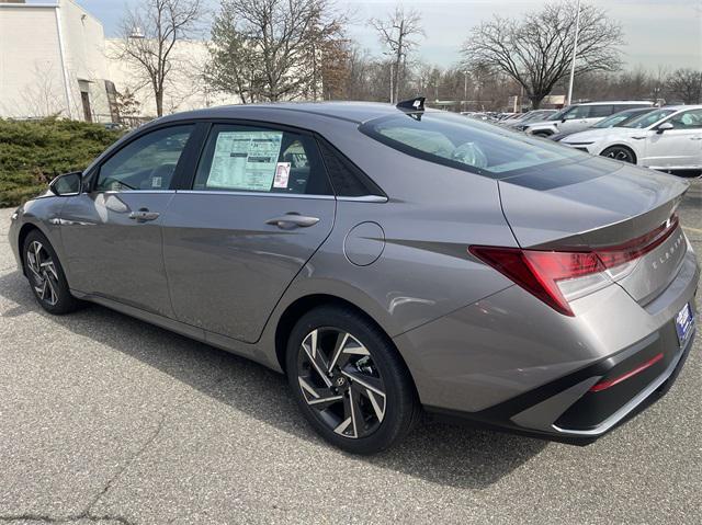 new 2024 Hyundai Elantra car, priced at $27,035