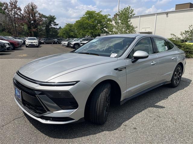 new 2025 Hyundai Sonata car, priced at $29,655