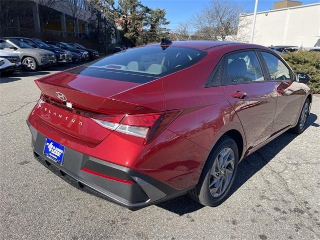 new 2025 Hyundai Elantra car, priced at $25,035