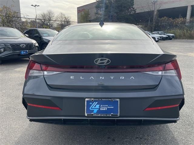 new 2025 Hyundai Elantra car, priced at $24,665