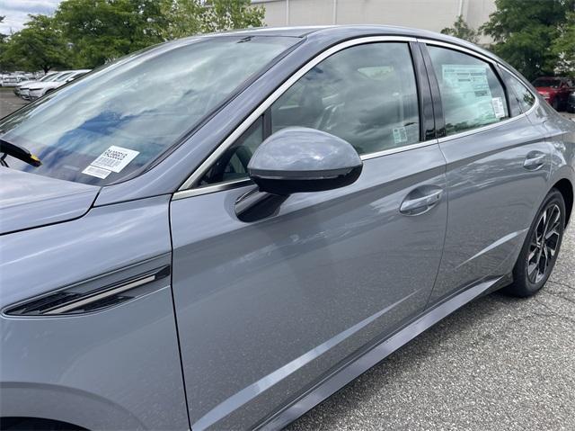 new 2025 Hyundai Sonata car