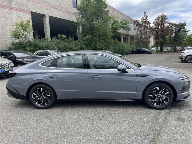 new 2025 Hyundai Sonata car