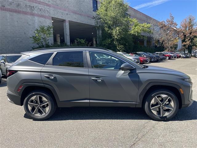 new 2025 Hyundai Tucson car, priced at $35,045