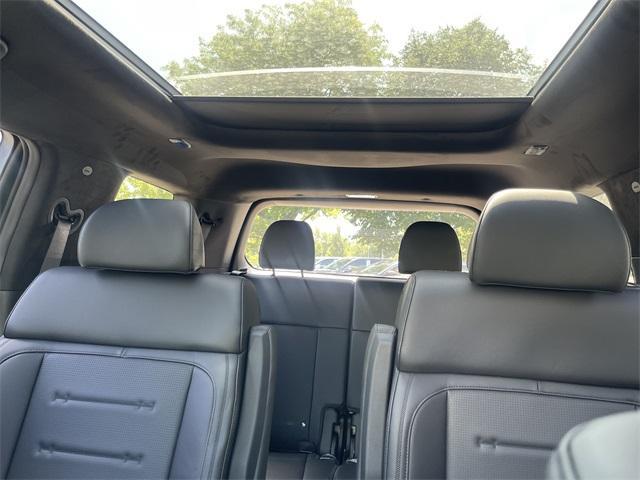 new 2025 Hyundai Santa Fe car, priced at $52,080