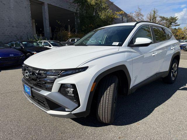 new 2025 Hyundai Tucson car, priced at $35,295