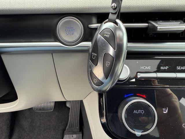 new 2026 Hyundai Tucson car, priced at $38,250