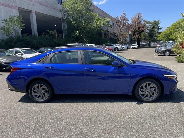 new 2025 Hyundai Elantra car, priced at $24,880