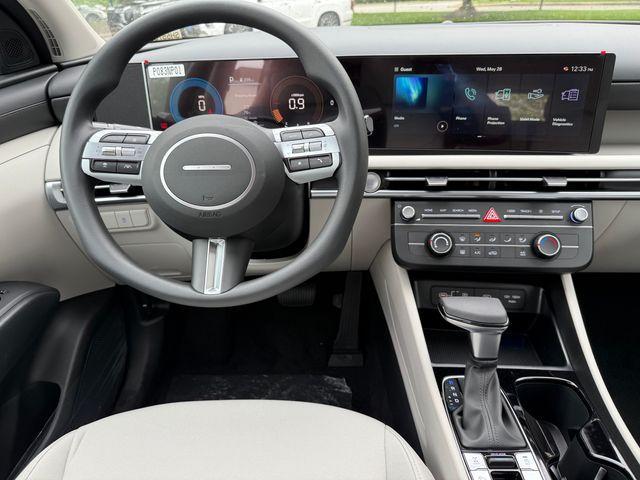 new 2025 Hyundai Tucson car