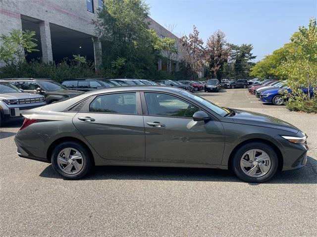 new 2025 Hyundai Elantra car, priced at $23,025