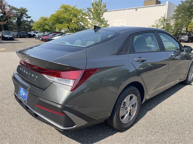 new 2025 Hyundai Elantra car, priced at $23,025