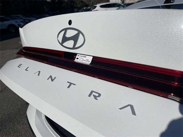 new 2025 Hyundai Elantra car, priced at $25,405