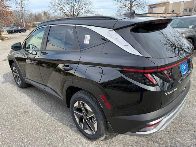 new 2025 Hyundai TUCSON Hybrid car, priced at $39,095