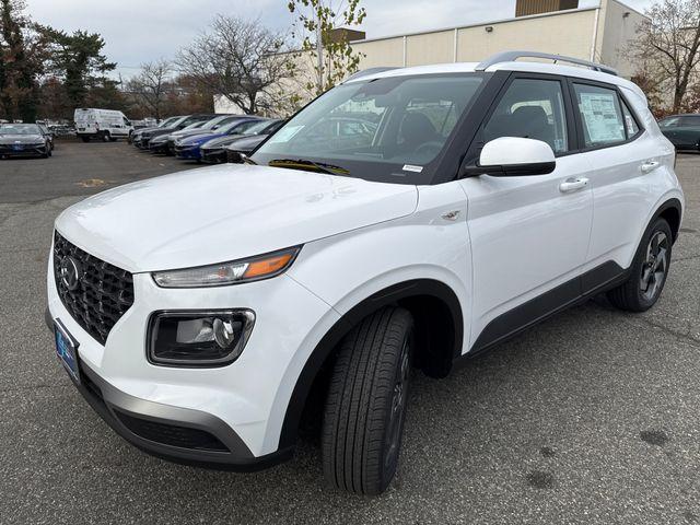 new 2025 Hyundai Venue car