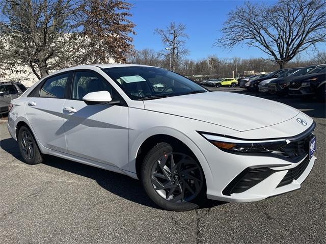 new 2025 Hyundai Elantra car, priced at $25,035