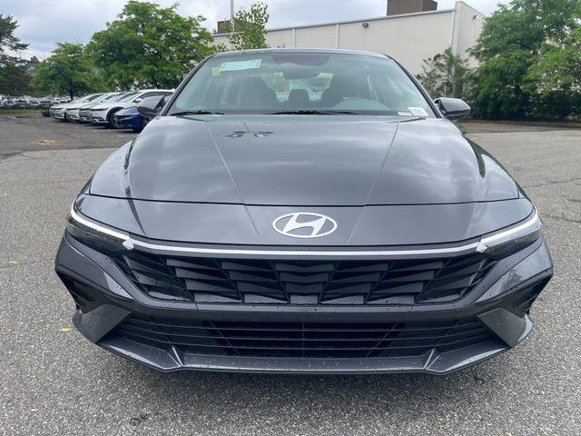 new 2025 Hyundai Elantra car, priced at $23,965