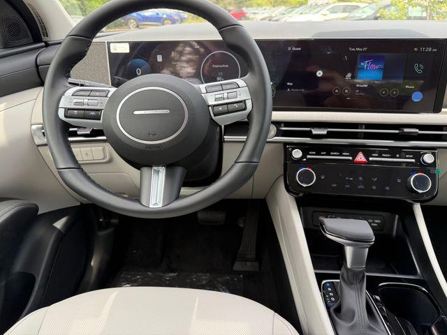 new 2025 Hyundai Tucson car, priced at $36,690