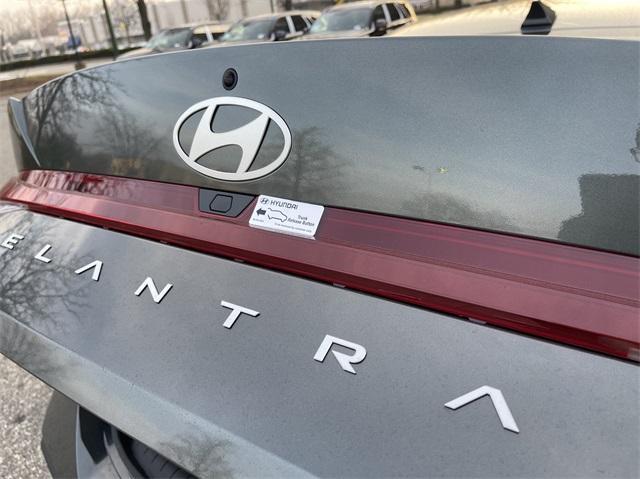 new 2024 Hyundai Elantra car, priced at $25,035