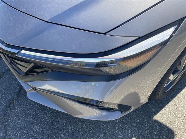 new 2025 Hyundai Elantra car, priced at $27,590