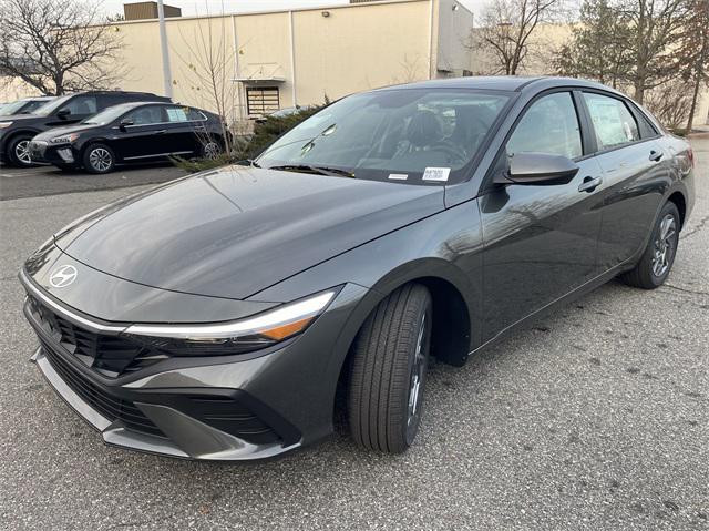 new 2024 Hyundai Elantra car, priced at $25,255