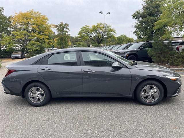 new 2025 Hyundai Elantra car, priced at $23,565