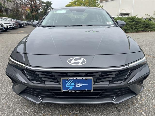 new 2025 Hyundai Elantra car, priced at $23,565