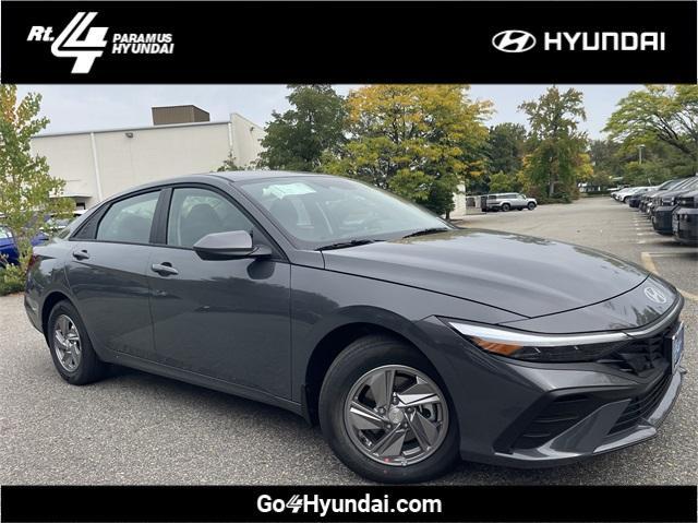 new 2025 Hyundai Elantra car, priced at $23,565