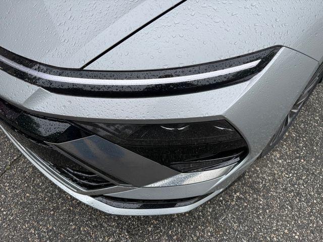 new 2025 Hyundai Sonata Hybrid car, priced at $33,010