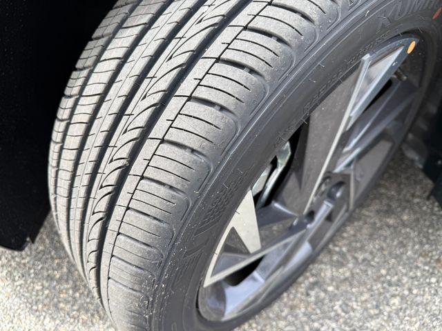 new 2025 Hyundai Elantra car, priced at $25,135