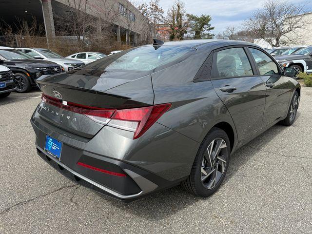 new 2025 Hyundai Elantra car, priced at $25,135