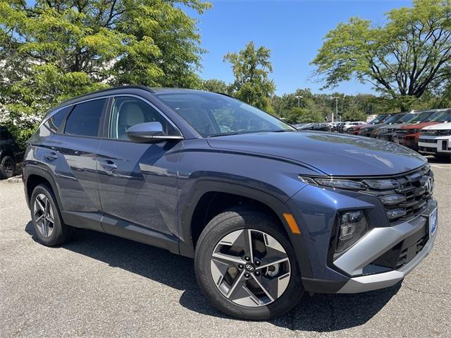 new 2025 Hyundai Tucson car, priced at $34,090