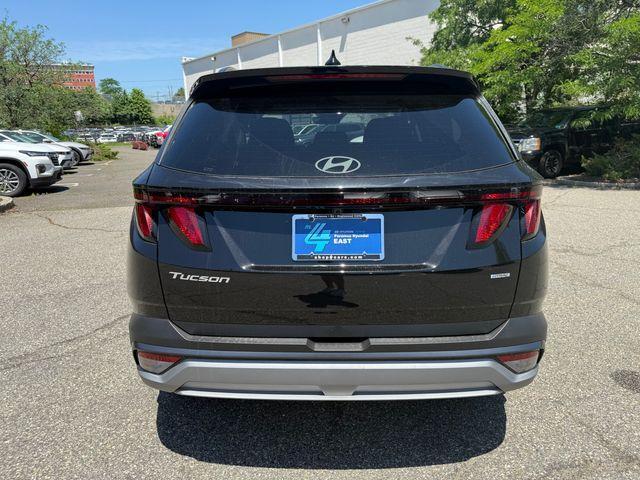 new 2025 Hyundai Tucson car, priced at $34,310