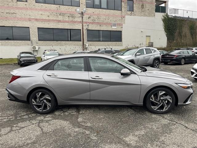 new 2025 Hyundai Elantra car, priced at $28,535