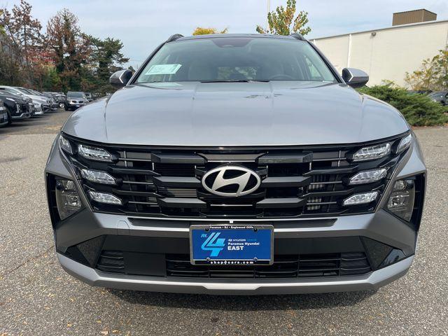 new 2025 Hyundai TUCSON Hybrid car, priced at $37,915