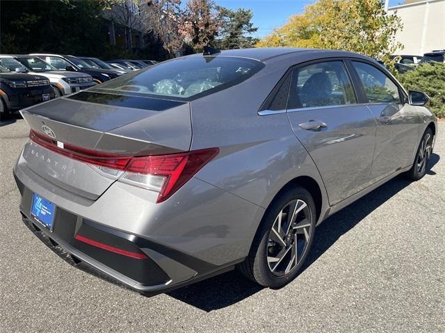 new 2025 Hyundai Elantra car, priced at $27,265