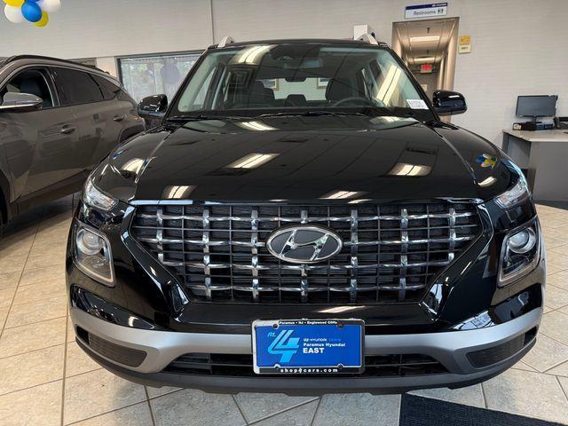new 2025 Hyundai Venue car, priced at $24,384