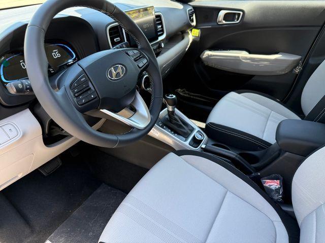 new 2025 Hyundai Venue car, priced at $24,384