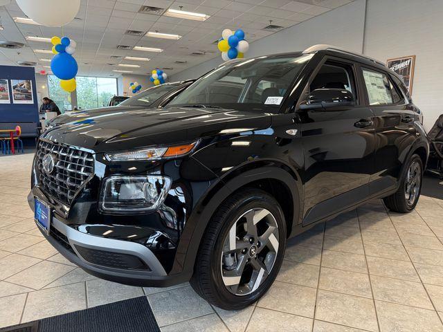 new 2025 Hyundai Venue car, priced at $24,384