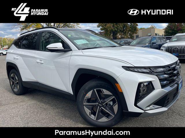 new 2025 Hyundai TUCSON Hybrid car, priced at $39,515