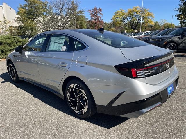 new 2025 Hyundai Sonata car, priced at $32,510